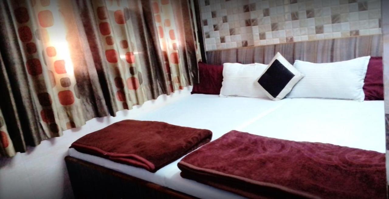 Ajanta Hotel 100 Mtrs Railway Station & 400 Mtrs Dargah Аджмер Экстерьер фото